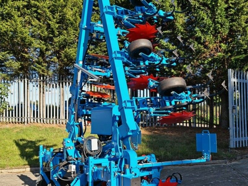 MONOSEM - 8 ROW CULTIVATOR - Image 3