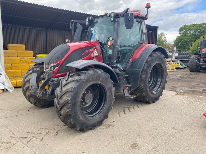 VALTRA - N175D TRACTOR - Image 2