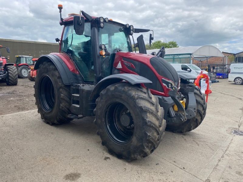 VALTRA - N175D TRACTOR - Image 1
