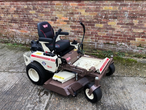 GRASSHOPPER - 127 52 RIDE ON MOWER - Image 1