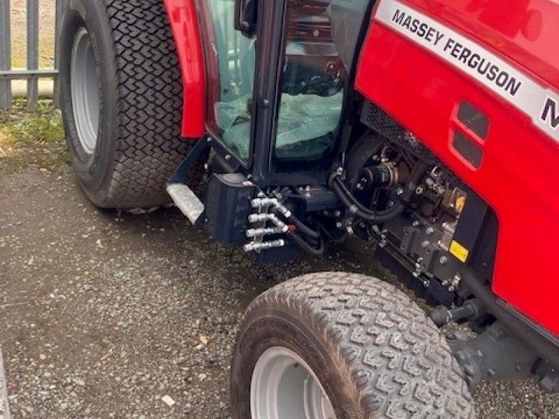 Massey Ferguson - 1750M HC Compact Tractor - Image 2