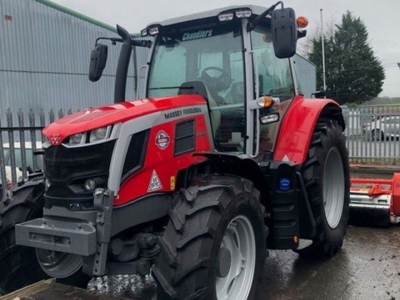 MASSEY FERGUSON - 6S.135ESD6 4WD TRACTOR - Image 1
