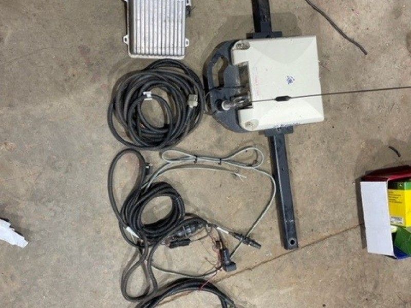 TRIMBLE - 3.200 RECEIVER - Image 2