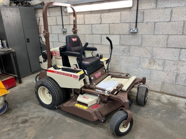 GRASSHOPPER - 325D 52 RIDE ON MOWER - Image 1