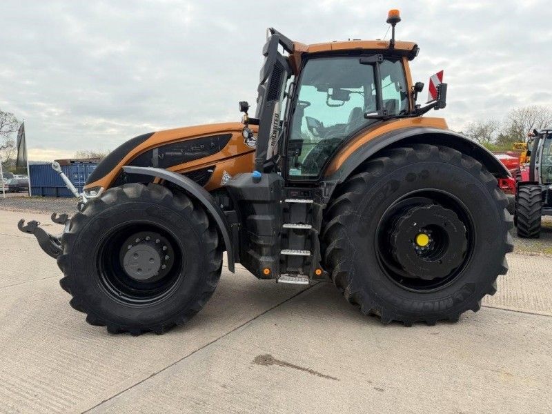 VALTRA - S416 4WD TRACTOR - Image 1