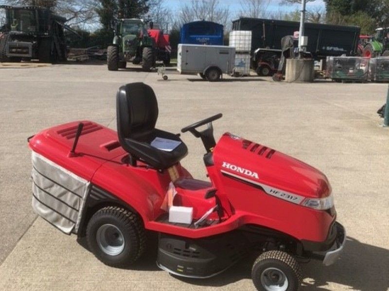 HONDA - HF2317HME RIDE ON - Image 1