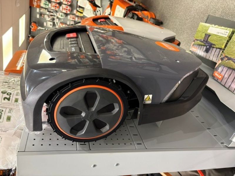 STIHL - IMOW 5 EVO ROBOTIC MOWER - Image 2