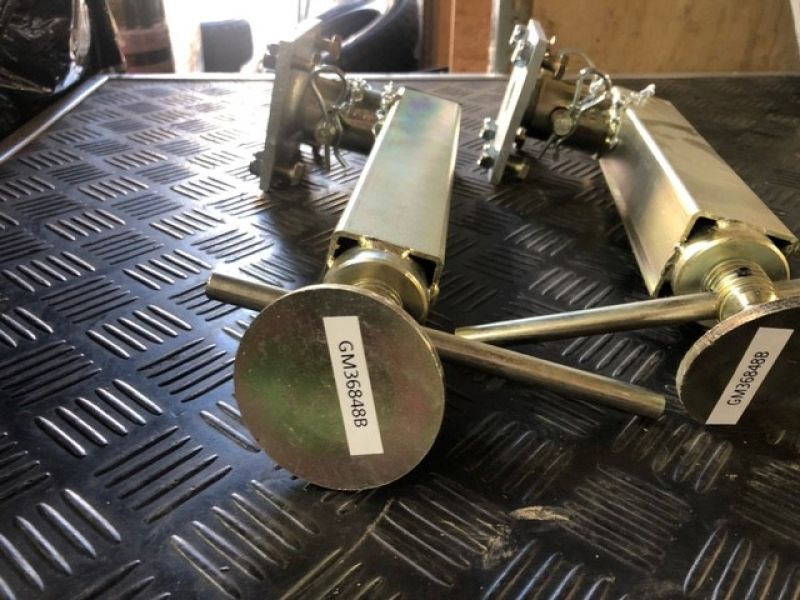 IFOR WILLIAMS - KX0227 PROPS - Image 4