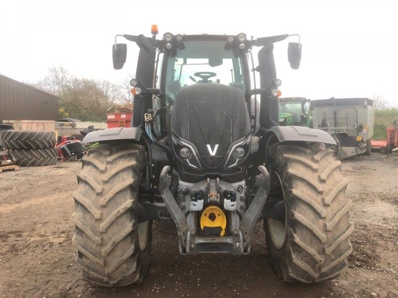 Valtra - T174D 4WD TRACTOR - Image 3