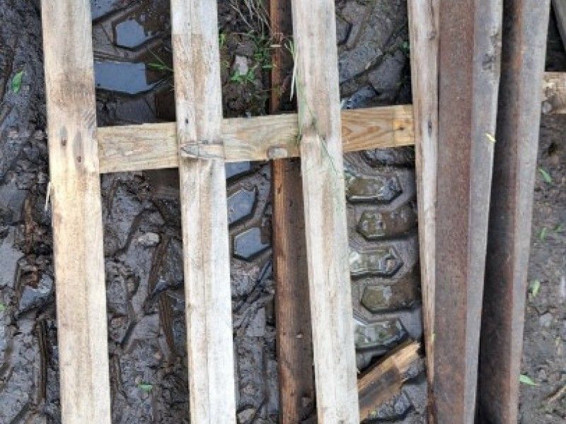 JCB - PIN AND CONE HEADSTOCK - Image 2