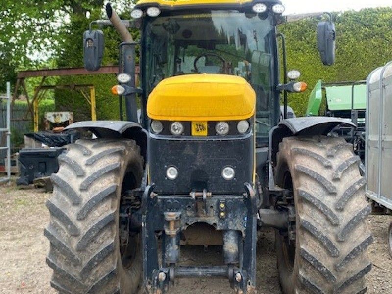 JCB - 4220 FASTRAC - Image 3