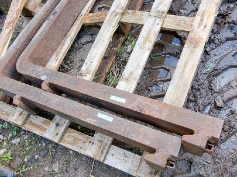JCB - PIN AND CONE HEADSTOCK - Image 3