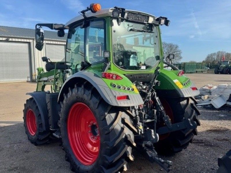 FENDT - 312 TRACTOR AND LOADER - Image 5