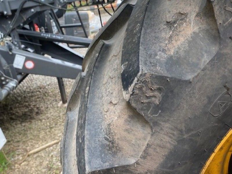 JCB - 4220 FASTRAC - Image 5