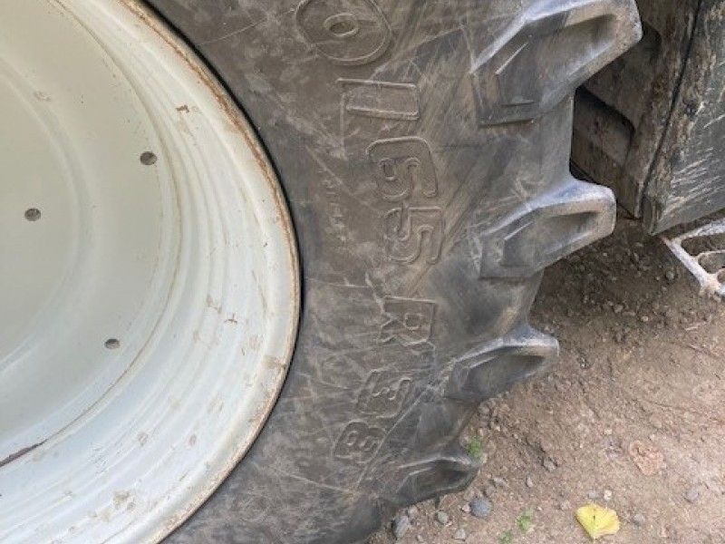VALTRA - T174EA MR19 4WD TRACTOR - Image 5