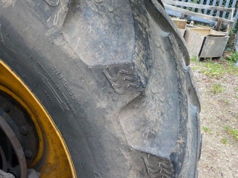 JCB - 4220 FASTRAC - Image 6