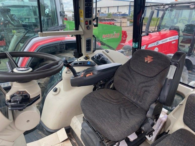Massey Ferguson - 7718S EFD6 Tractor - Image 6