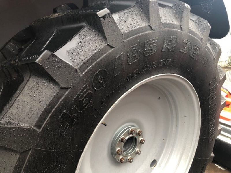 MASSEY FERGUSON - 6S.135ESD6 4WD TRACTOR - Image 6