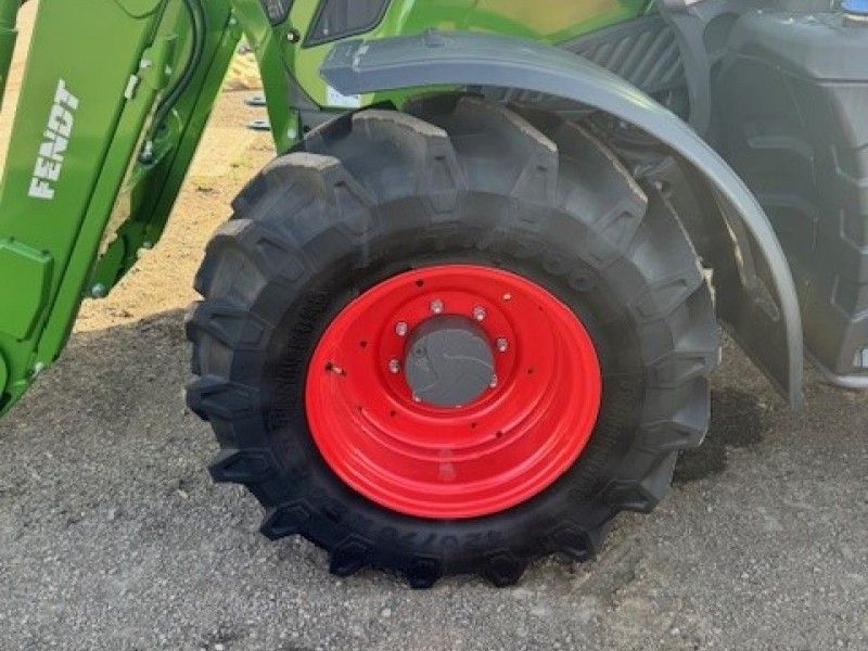 FENDT - 312 TRACTOR AND LOADER - Image 7