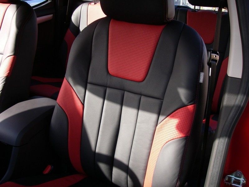 Isuzu - D Max Fury Double Cab Aut - Image 4