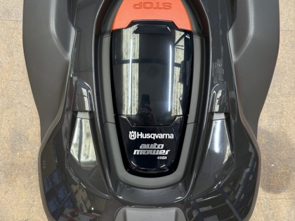 HUSQVARNA - AUTOMOWER 450X ROBOTIC - Image 1