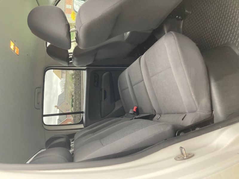 Volkswagen  - Amarok  - Image 8