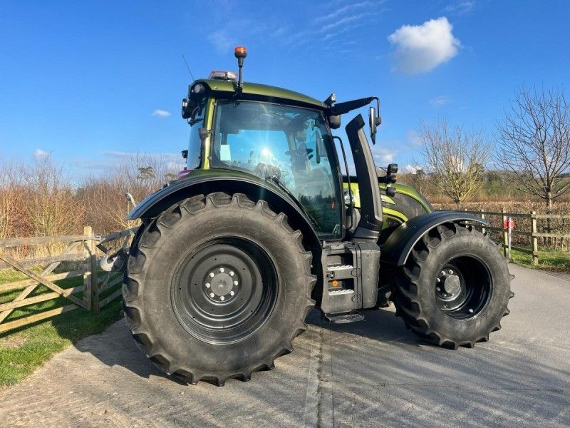 Valtra - N175A 4WD TRACTOR - Image 3
