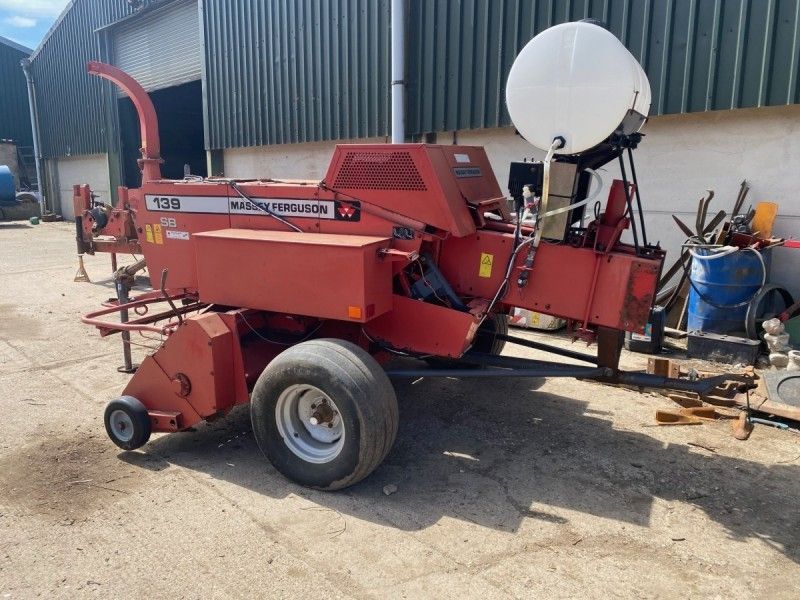 MASSEY FERGUSON - 139 CONVENTIONAL BALER - Image 1