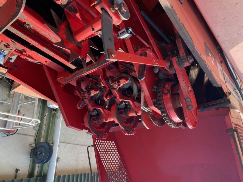 MASSEY FERGUSON - 139 CONVENTIONAL BALER - Image 4