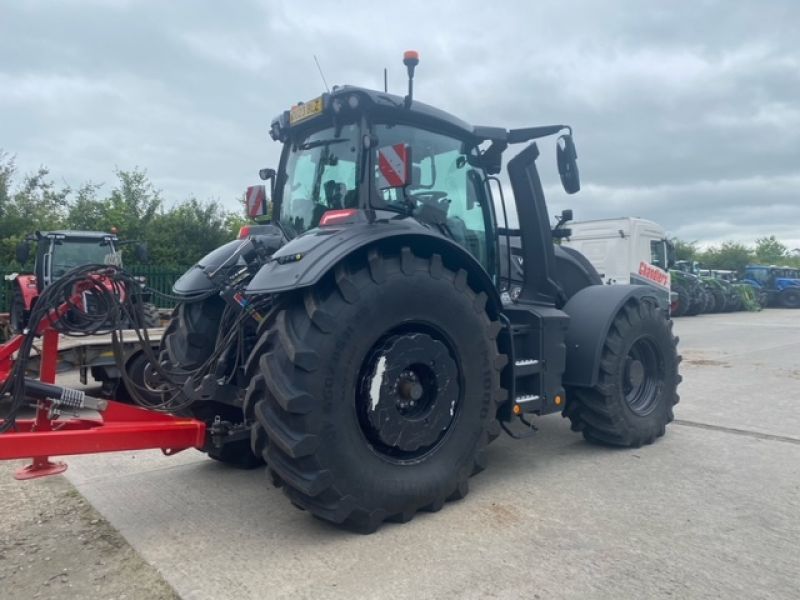 VALTRA - Q305 4WD TRACTOR - Image 3