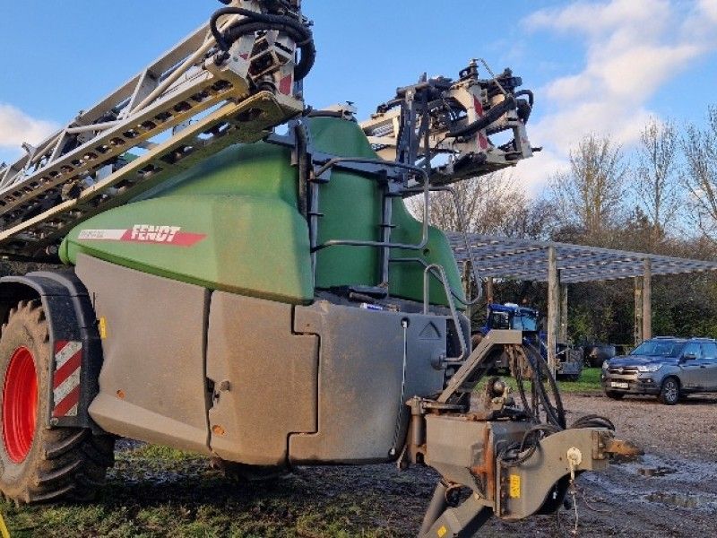 FENDT - 366 TRAILED SPRAYER - Image 1