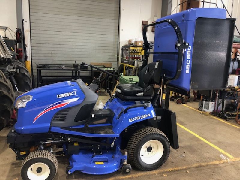 ISEKI - SXG324 LT RIDE ON MOWER - Image 2