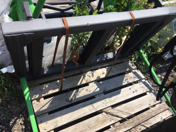 LWC - DOUBLE BALE SPIKE - Image 1