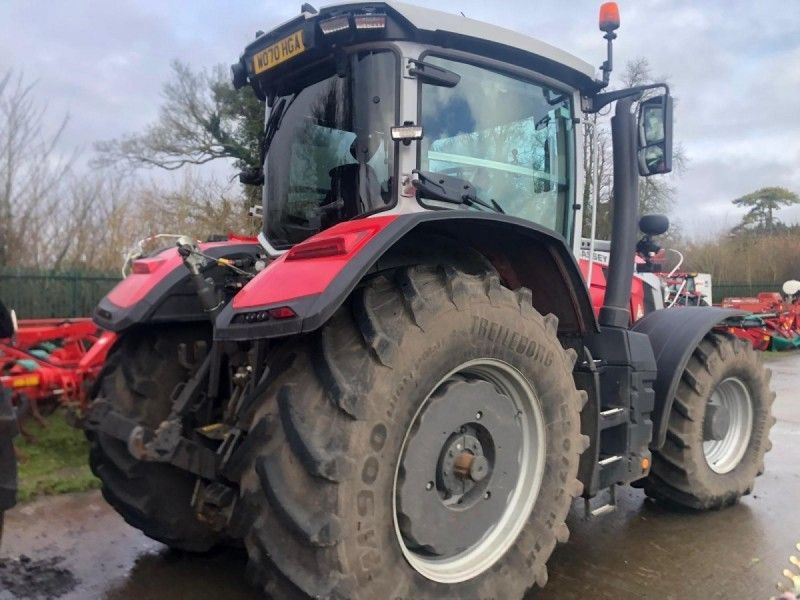 Massey Ferguson - 8S.265 EXD7 Tractor - Image 3