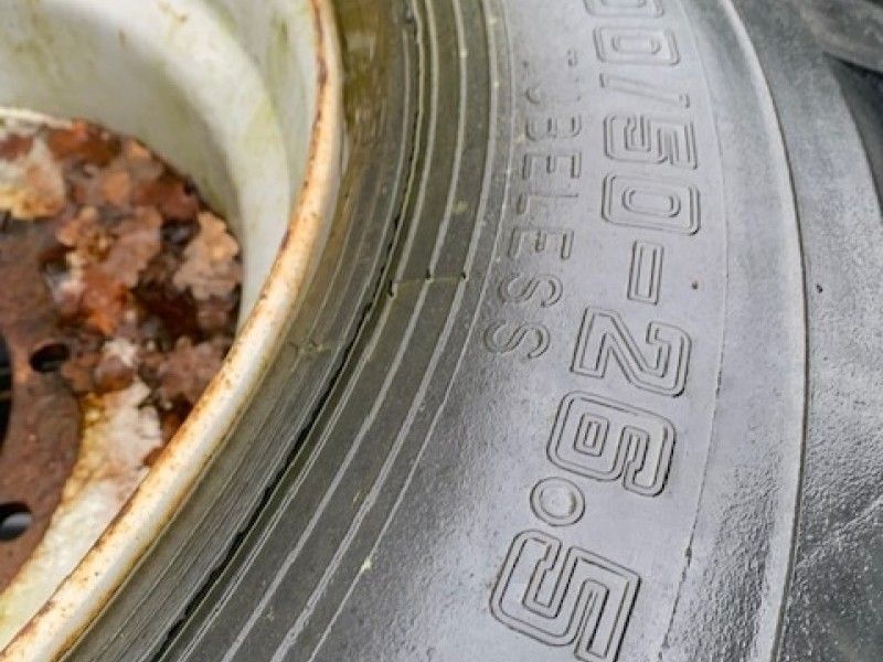 ALLIANCE - 4 700 50 22.5 WHEELS TYRE - Image 5