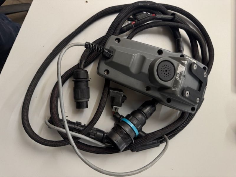 MASSEY FERGUSON - E LINK CONTROL BOX - Image 2