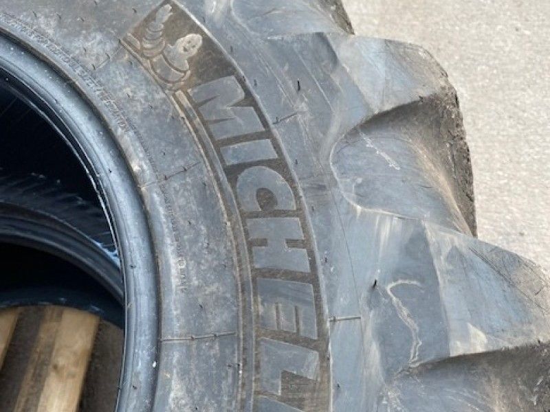 JCB - 460 70R24 MICHELIN TYRES - Image 5