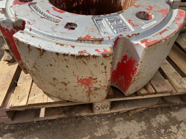 FENDT - 1000KG WHEEL WEIGHTS - Image 1