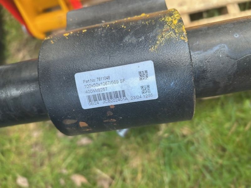 JCB - QFIT HEADSTOCK AND TINES - Image 3