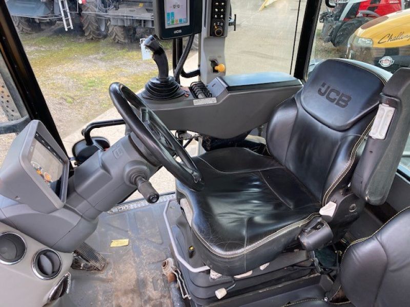 JCB - FASTRAC 4220 TRACTOR - Image 6