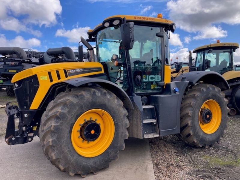 JCB - FASTRAC 4220 TRACTOR - Image 2
