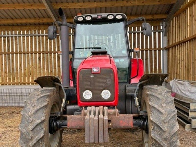 Massey Ferguson - 6465 4wD Tractor - Image 5