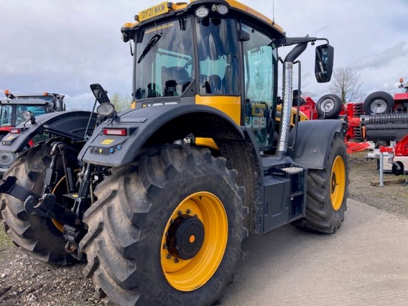 JCB - 4220 Tractor - Image 4