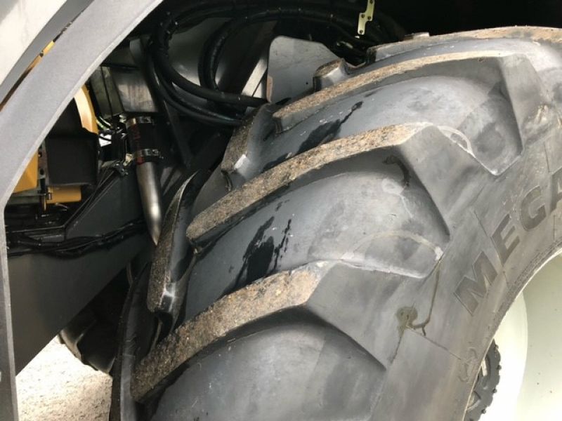 Challenger - 655B ROGATOR - Image 5